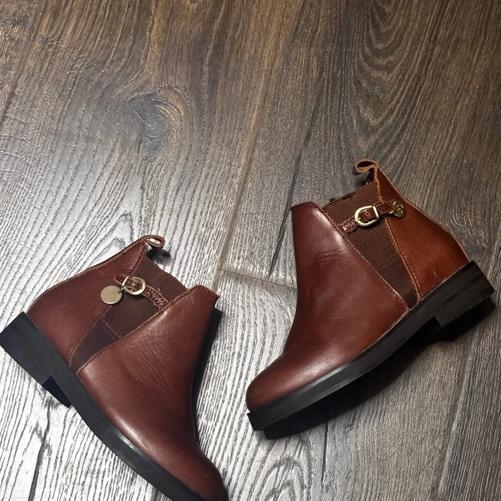 Zara girls Brown Leather Ankle Boots size 28/10